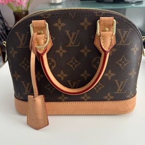Louis Vuitton Alma BB Purse